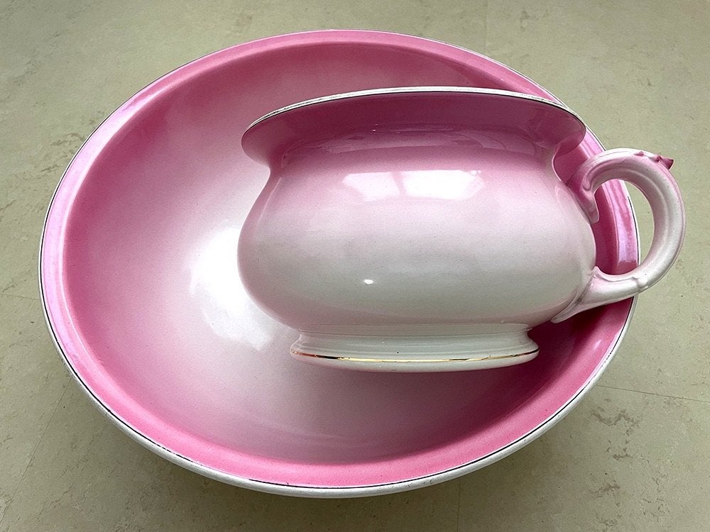 Vintage Waskom en Po, pastelroze met verloop naar wit, Ophalen