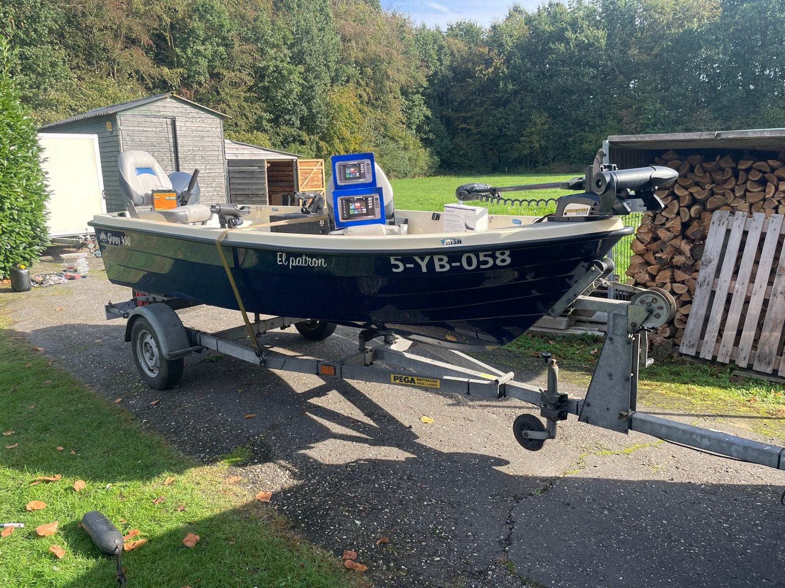 Visboot Rhea Gipsy 430 met Yamaha 25pk en trailer, Ophalen, Gebruikt, Met afstandsbediening, 10 tot 30 pk