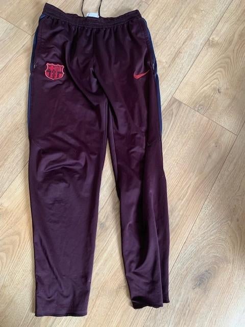 Bordeaux rode trainingsbroek van Nike, Overige kleuren, Maat 48/50 (M), Nike, Ophalen of Verzenden
