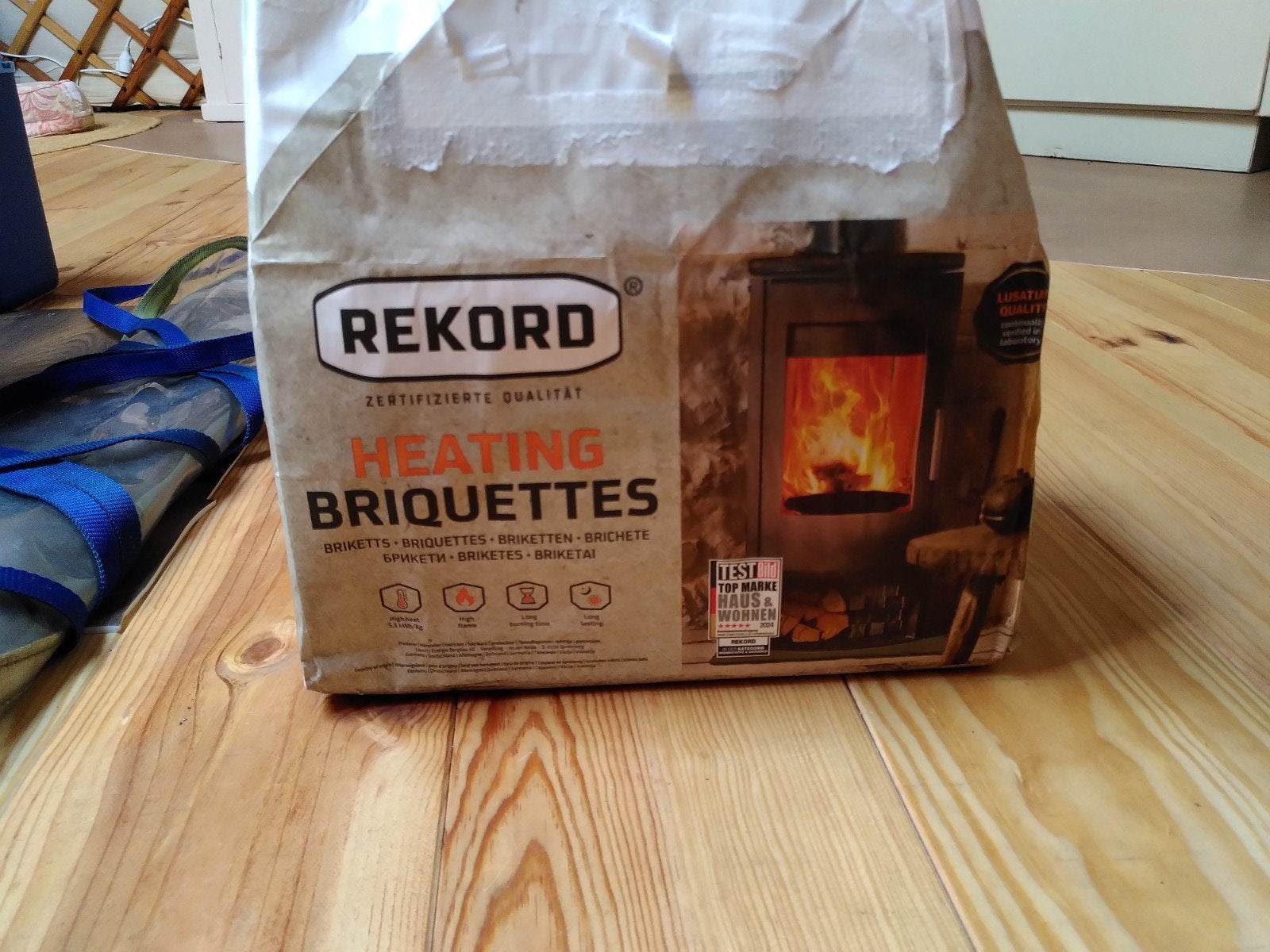 4 pakken Rekord bruinkool briketten 10kg, Minder dan 3 m³, Ophalen