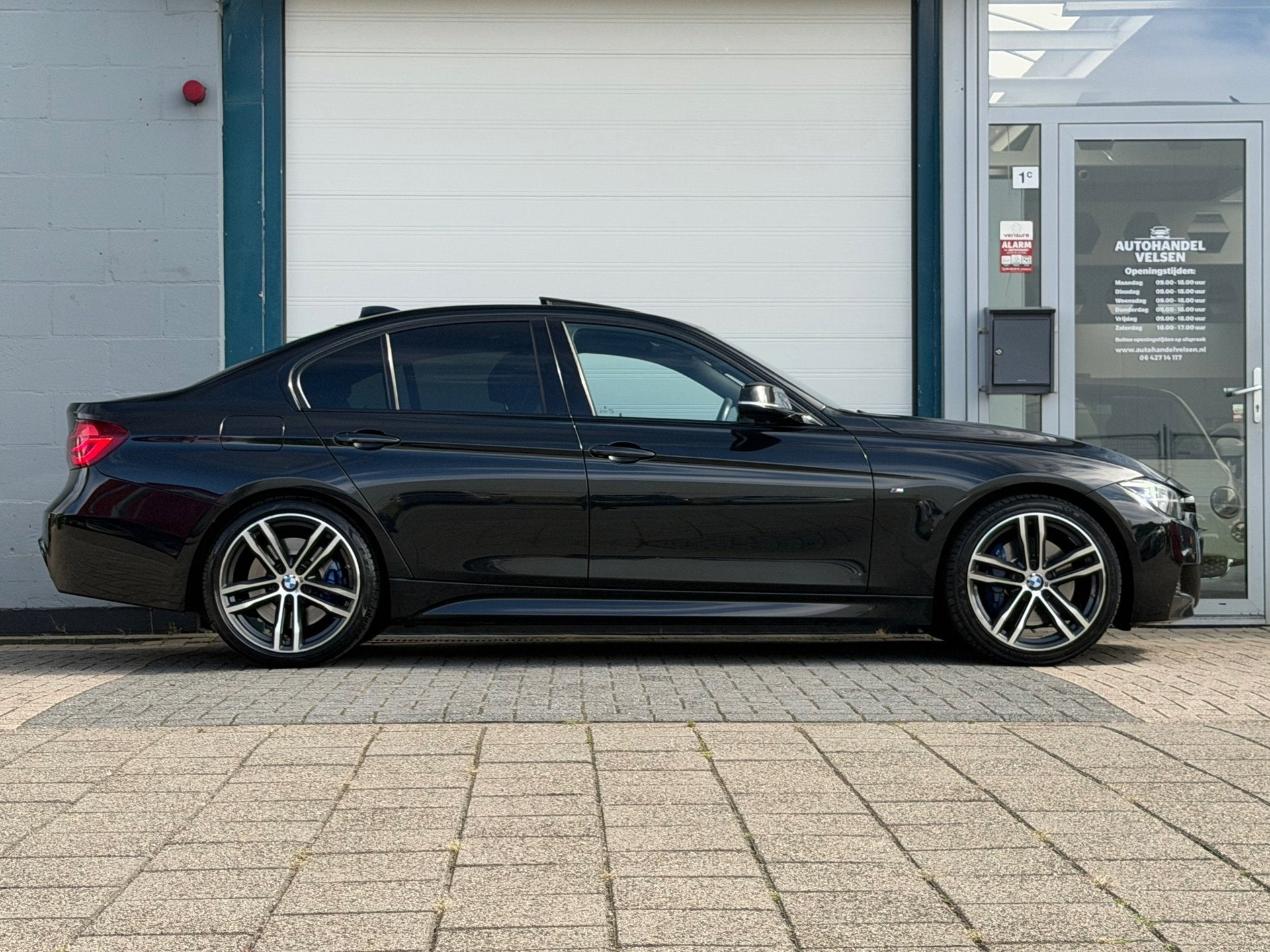 BMW 3-serie 318i M Sport/Pano/NAP/HarmanKardon/carplay, Auto's, Automaat, Automatische klimaatregeling, Gebruikt, Alcantara