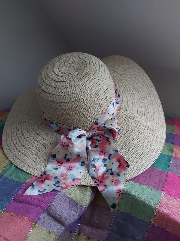 stro hoed met strik Nieuw !!!, Ophalen, Nieuw, One size fits all