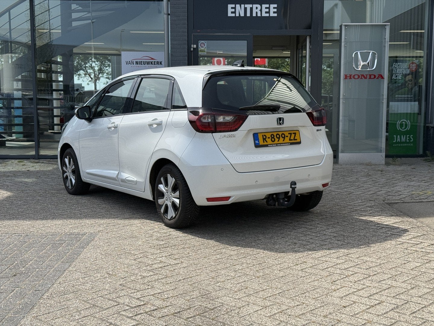 HONDA Jazz 1.5 i-MMD 109pk Hybrid Automaat Elegance | CARPLA, Auto's, Honda, 12 maanden, Leder en Stof, Wit, Origineel Nederlands