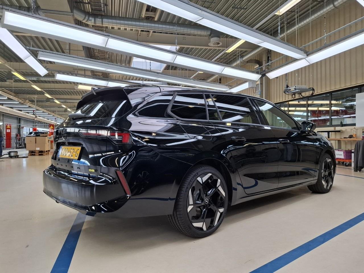 Opel Astra Sports Tourer 1.6 Turbo Plug In Hybrid GSe Led ma, Auto's, 12 maanden, Gebruikt, Euro 6, 4 cilinders