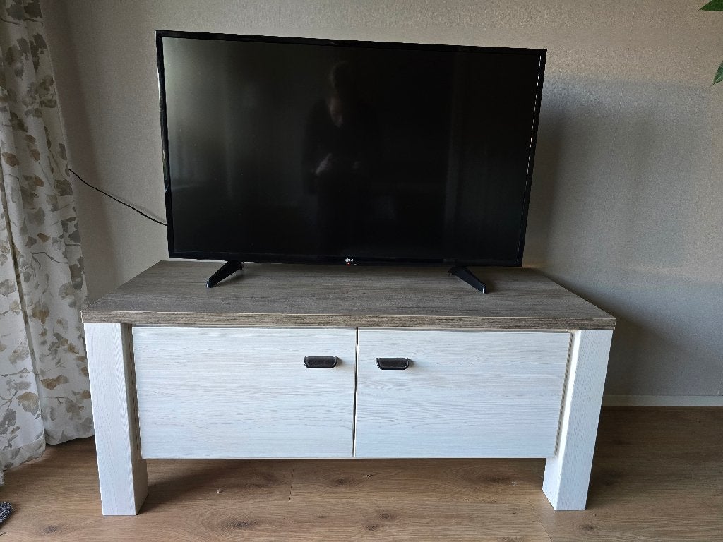 TV meubel hout 119x50x52cm, Ophalen, 100 tot 150 cm, Zo goed als nieuw, Minder dan 100 cm
