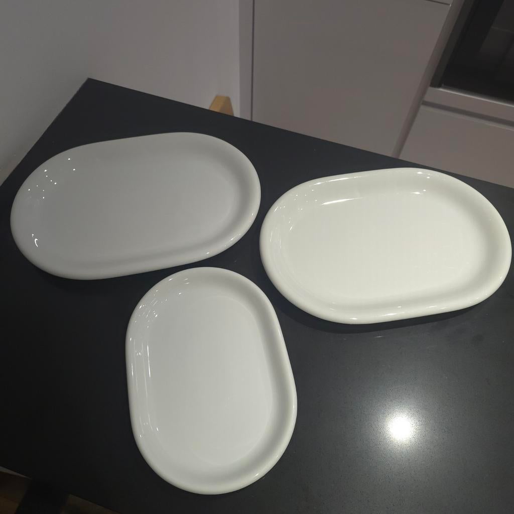 Ikea Rondo schalen - Set van 3 ovale serveerschalen, Ophalen, Zo goed als nieuw, Keramiek, Schaal of Schalen