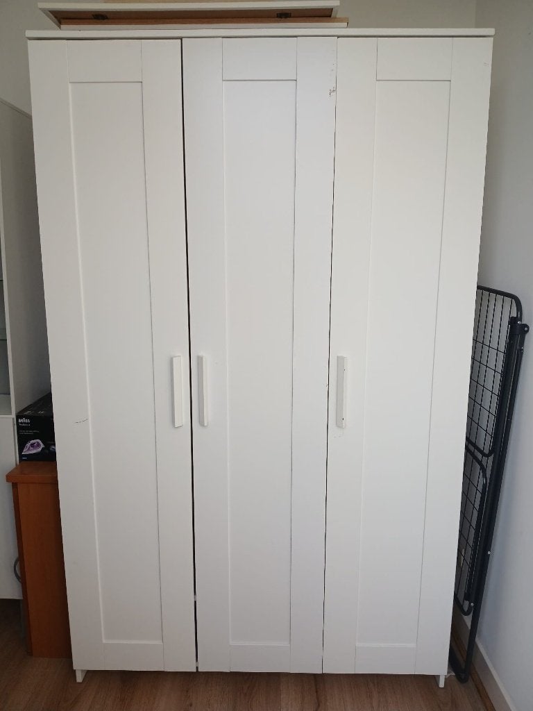 IKEA BRIMNES kledingkast met 3 deuren, Ophalen, Met deur(en), Gebruikt, 100 tot 150 cm