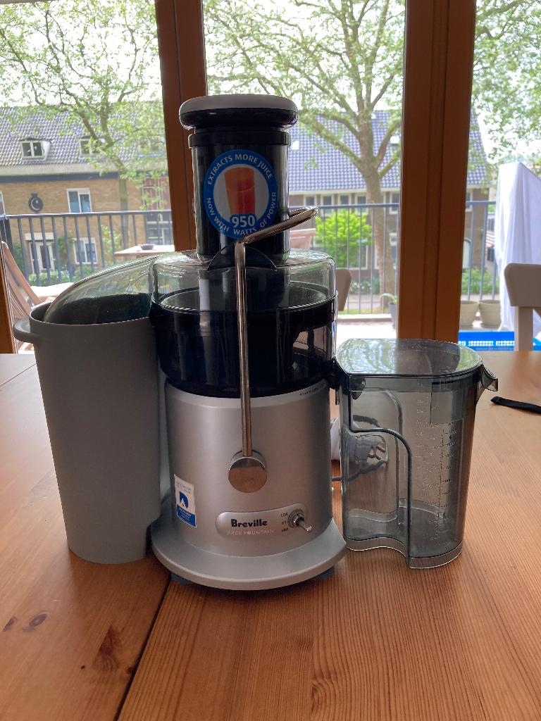 Juicer, Witgoed en Apparatuur, Juicers, Ophalen, Zo goed als nieuw, Elektrisch, Sapcentrifuge