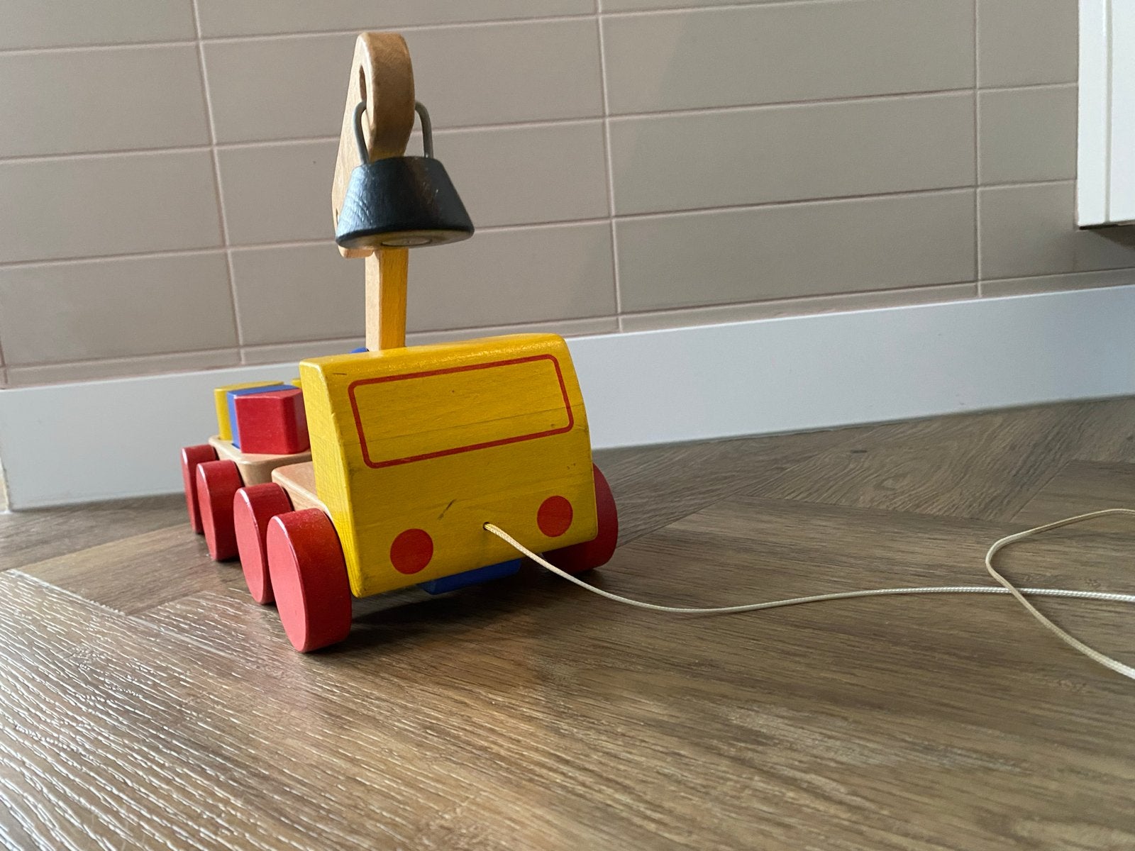 Houten trekauto met kraan en blokken, Ophalen, Gebruikt, Jongen of Meisje
