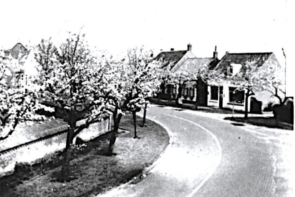 970073	Burgh	Zeeland	Jr 60 70	 Gelopen met postzegel, Ophalen of Verzenden, 1960 tot 1980, Gelopen, Zeeland