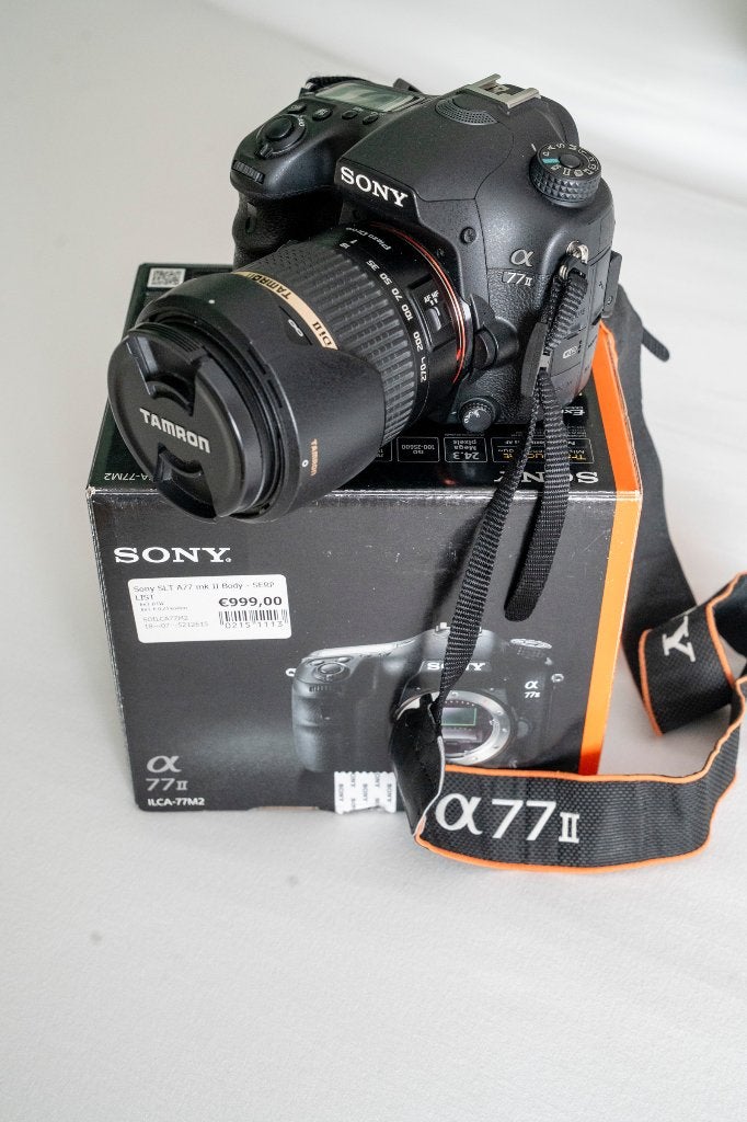 Sony A77 ii  met tamron 18-270 mm., Gebruikt, Ophalen of Verzenden, Sony, 24 Megapixel
