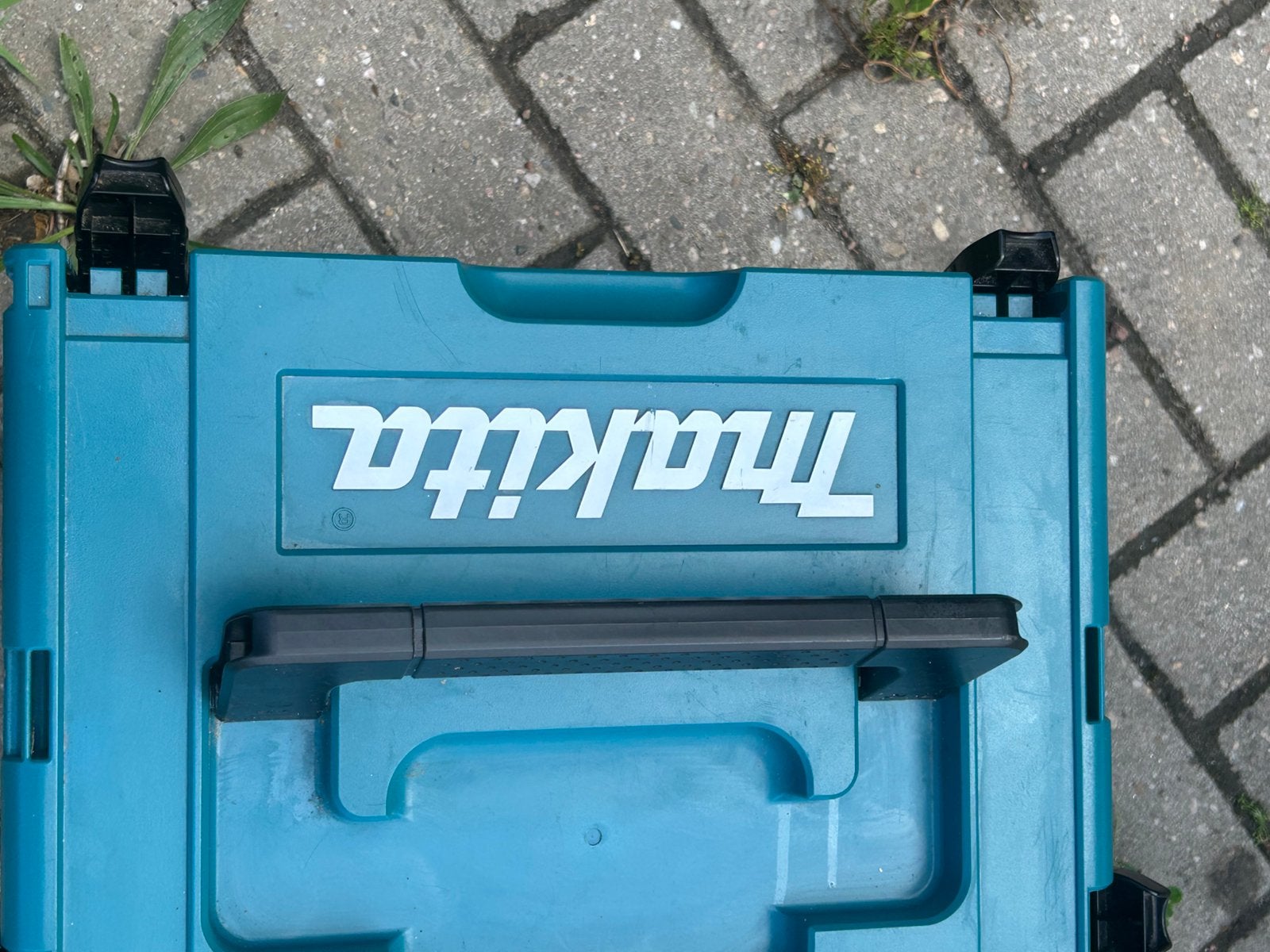 Makita invalzaag met 2 accus, Invalzaag, Ophalen of Verzenden, Zo goed als nieuw, 30 tot 70 mm