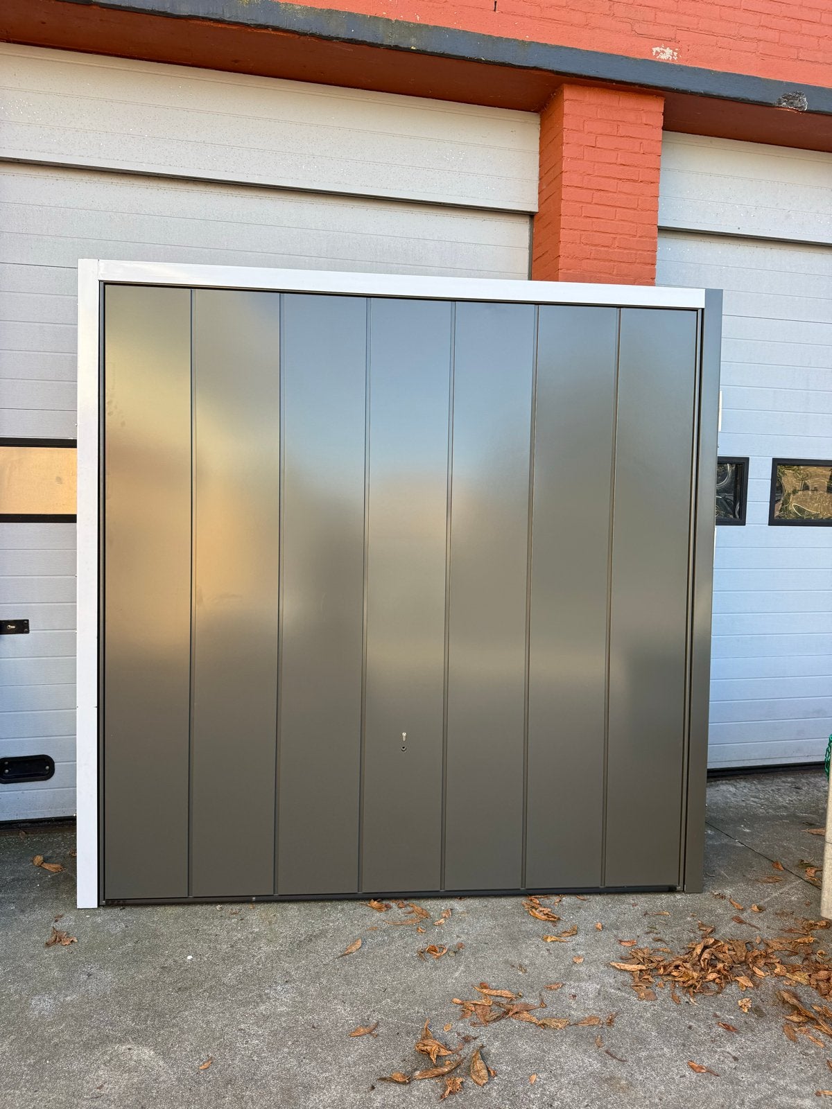 Speciale editie Hörmann N80 garagedeur 2375x2375 Ral 7022, 215 cm of meer, Garagedeur, Zo goed als nieuw, Ophalen
