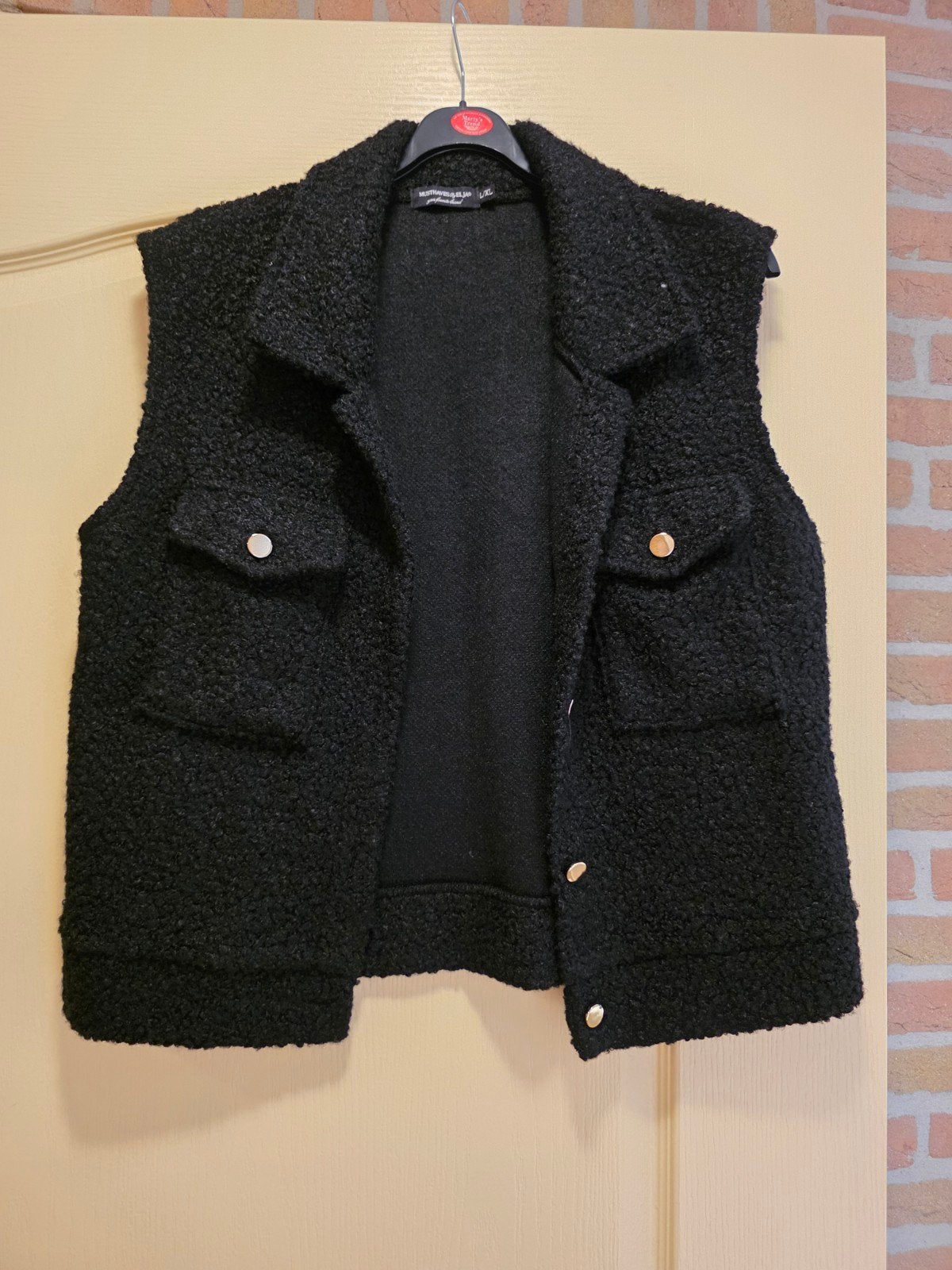 Zwart Bouclé Vest L/XL - Musthaves by Elja, Zwart, Maat 42/44 (L), Musthaves by Elja, Ophalen of Verzenden