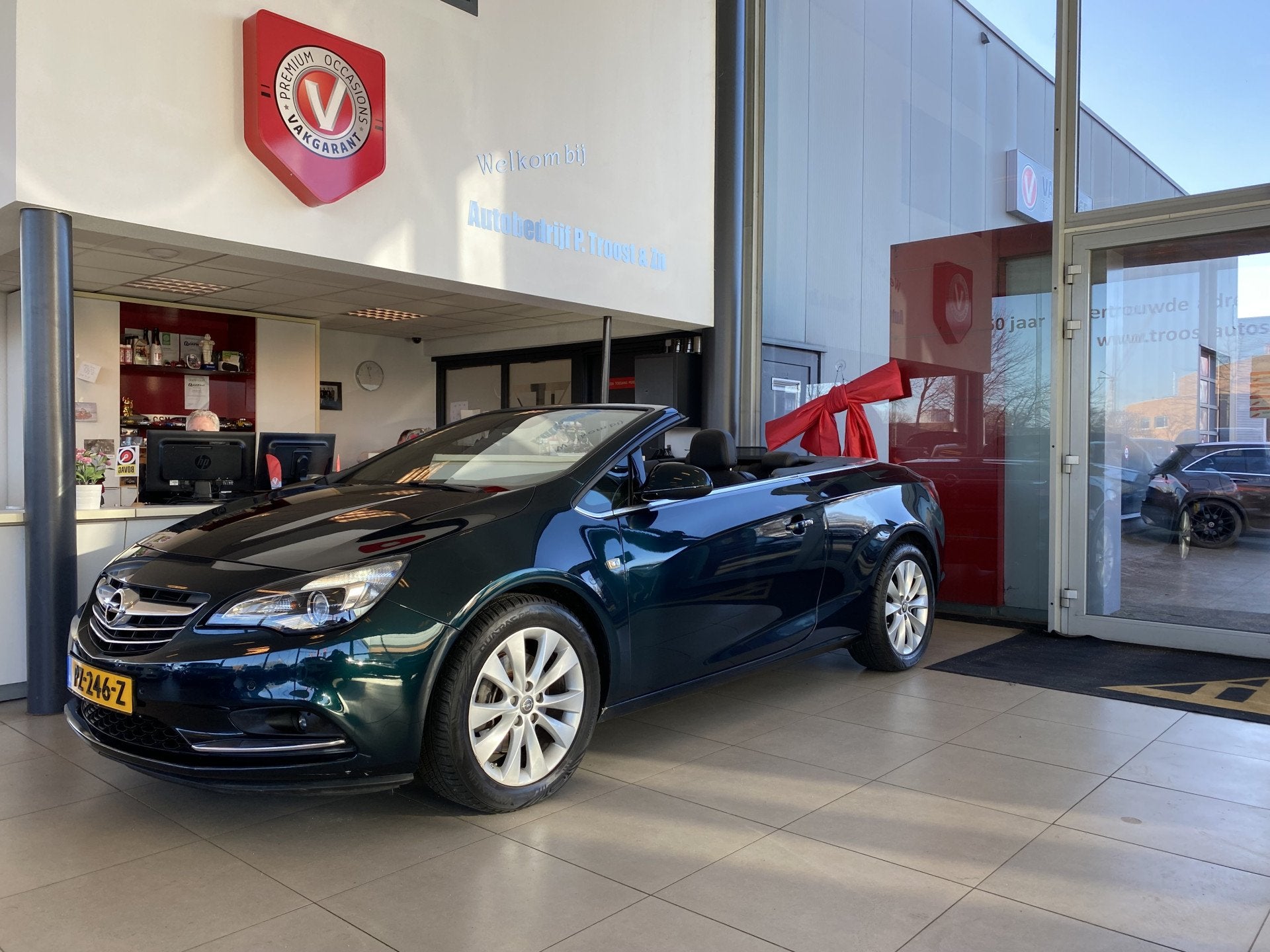 Opel Cascada 1.6 Turbo Cabrio Automaat,Navigatie,Climate&Cru, Gebruikt, 4 cilinders, 4 stoelen, Leder en Stof