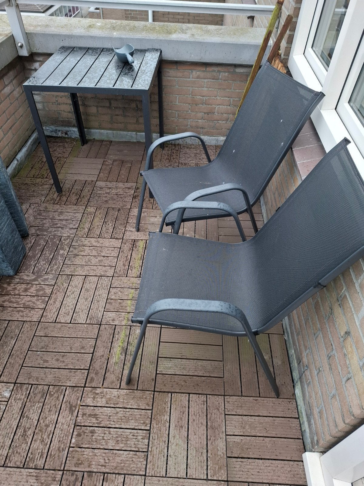 2 stoelen en tafel gratis ophalen, Ophalen, Gebruikt, Kunststof