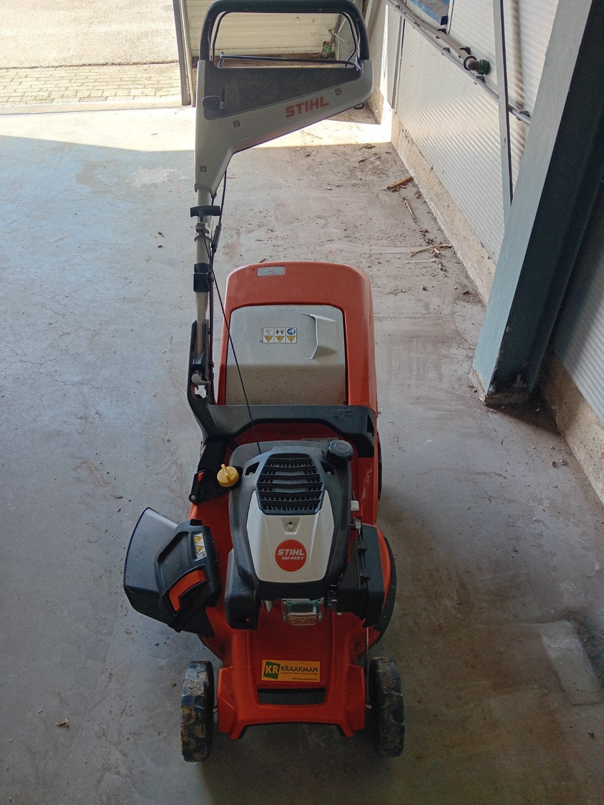 Stihl RM 448.3 V Benzine Grasmaaier - 1 jaar gebruikt, Tuin en Terras, Ophalen, Cirkelmaaier, Stihl, Gebruikt