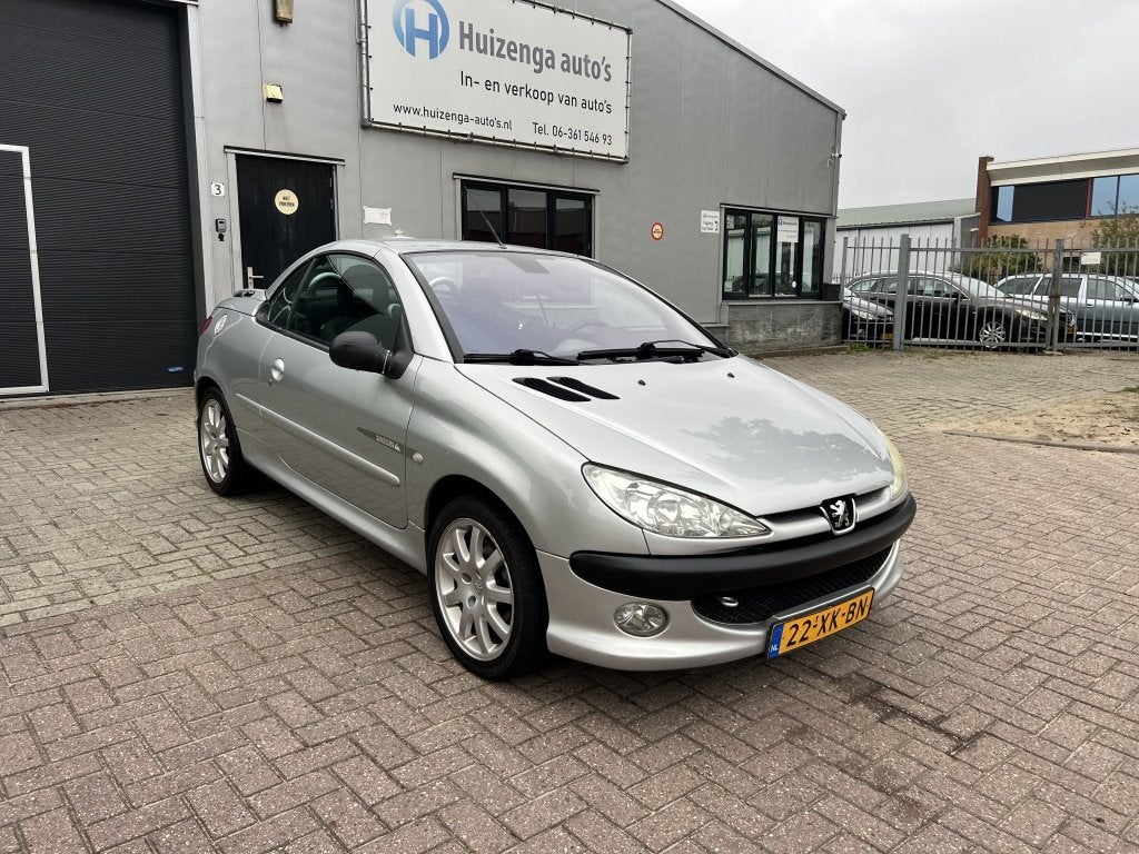 Peugeot 206 CC 1.6 quiksilver |CLIMA |APK 26-02-2027, Auto's, Gebruikt, 4 cilinders, Cabriolet, 4 stoelen
