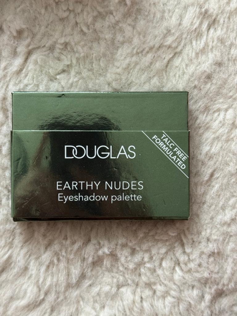 Douglas Earthy Nudes Oogschaduw Palet, Nieuw, Ophalen of Verzenden, Make-up, Overige kleuren