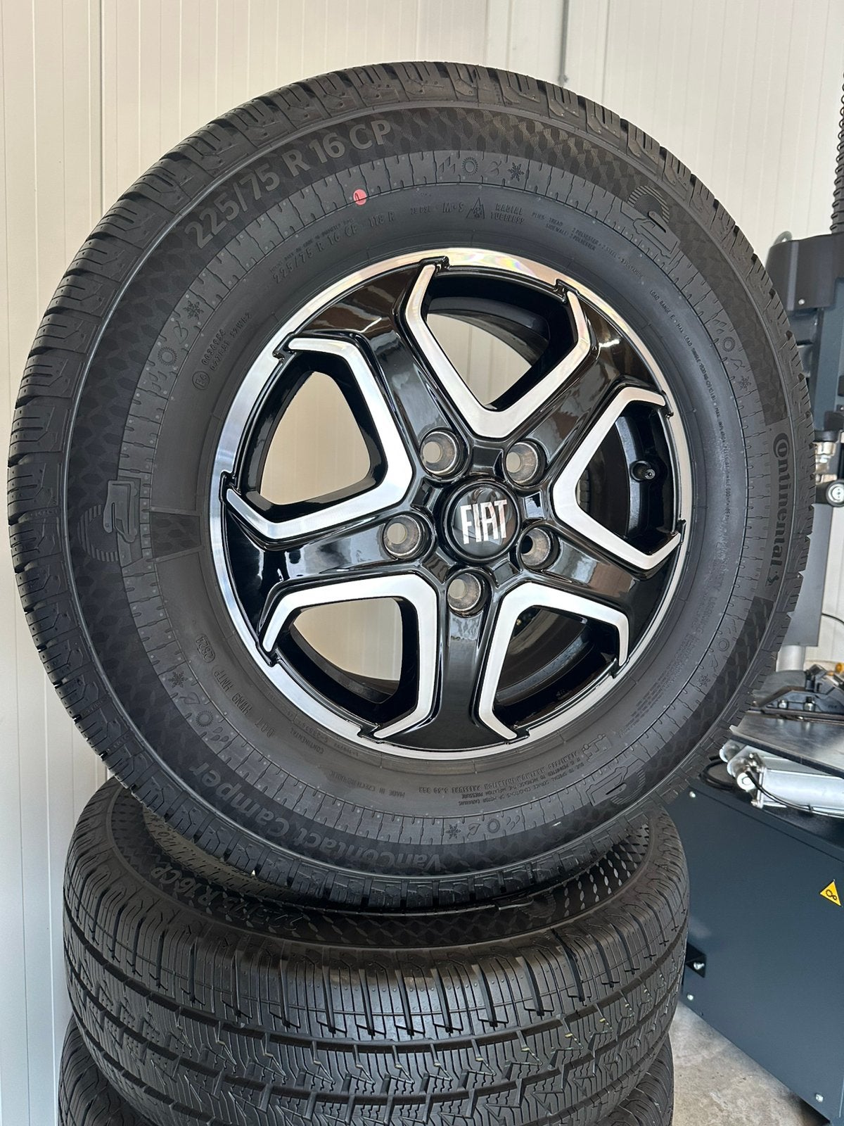 16 “ Fiat Ducato Camper Velgen All Season Banden 225 75 16, 225/75 R16, Fiat Ducato, Banden en Velgen, Nieuw