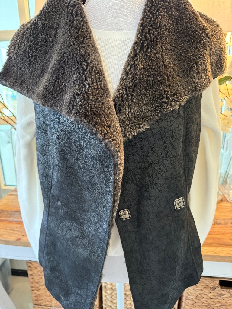 Chique Zwart-Bruin bodywarmer Marc Cain, 36/nr.2/S, ZGAN., Kleding | Dames, Bodywarmers, Verzenden, Zo goed als nieuw, Maat 36 (S)