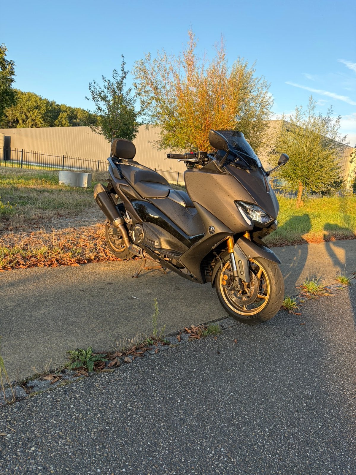 Tmax tech max 560 2020, Ophalen, Zo goed als nieuw, Benzine, Overige modellen