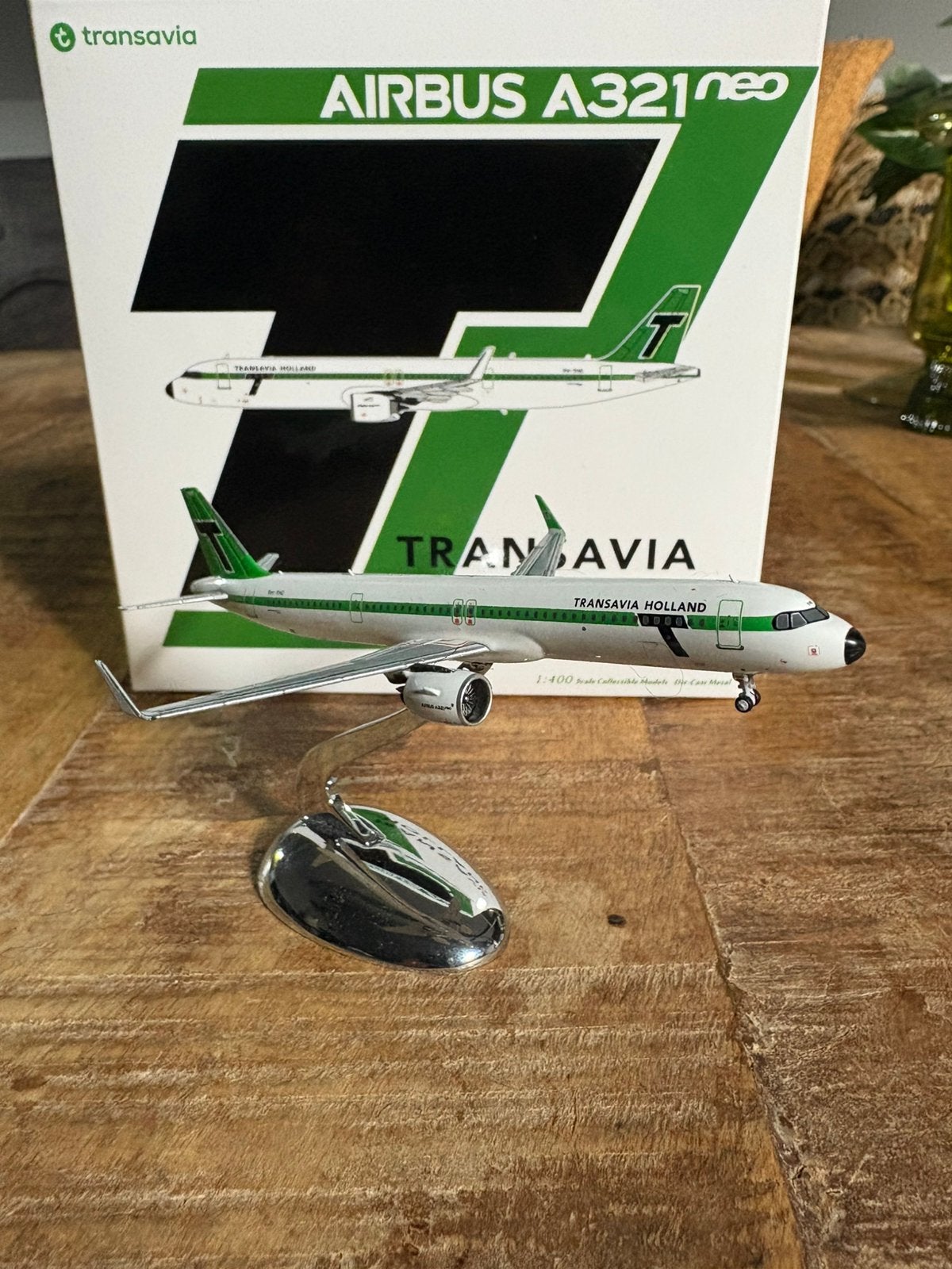 1:400 airbus a321 neo, Ophalen of Verzenden, Zo goed als nieuw, Schaalmodel