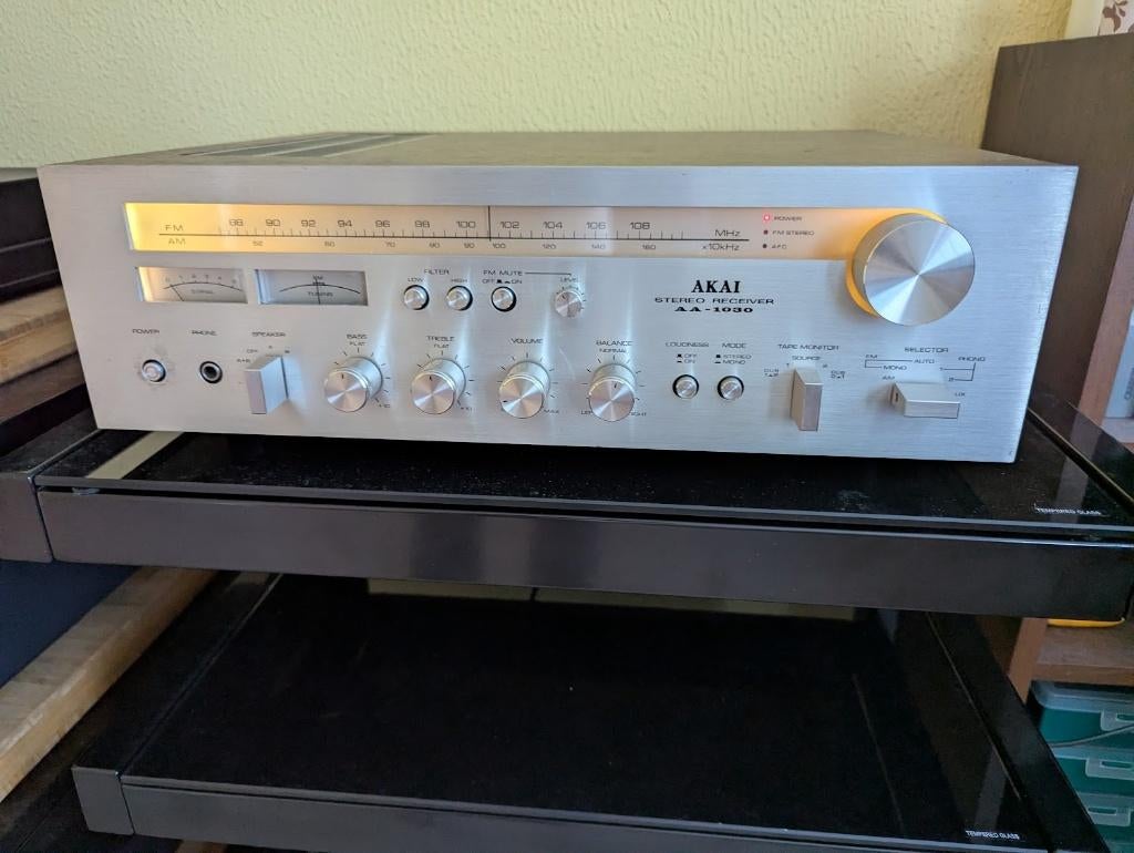 Akai AA1030 Stereo Receiver, Ophalen, Gebruikt, Minder dan 60 watt, Overige merken