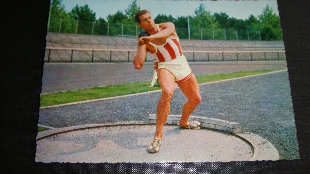 Sparo  Kogelstoten., Verzamelen, Ansichtkaarten | Themakaarten, Ophalen of Verzenden, 1980 tot heden, Ongelopen, Sterren en Beroemdheden