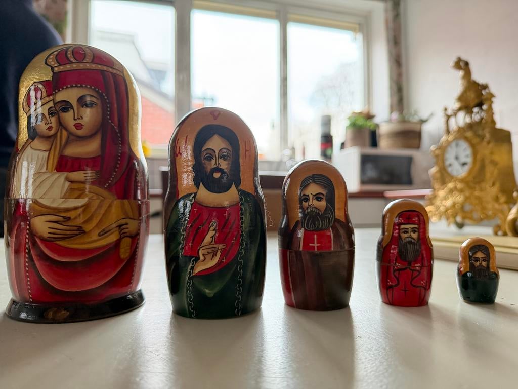 Set van 5 Russische Matroesjka poppen - Religieuze Iconen, Antiek en Kunst, Antiek | Religie, Verzenden