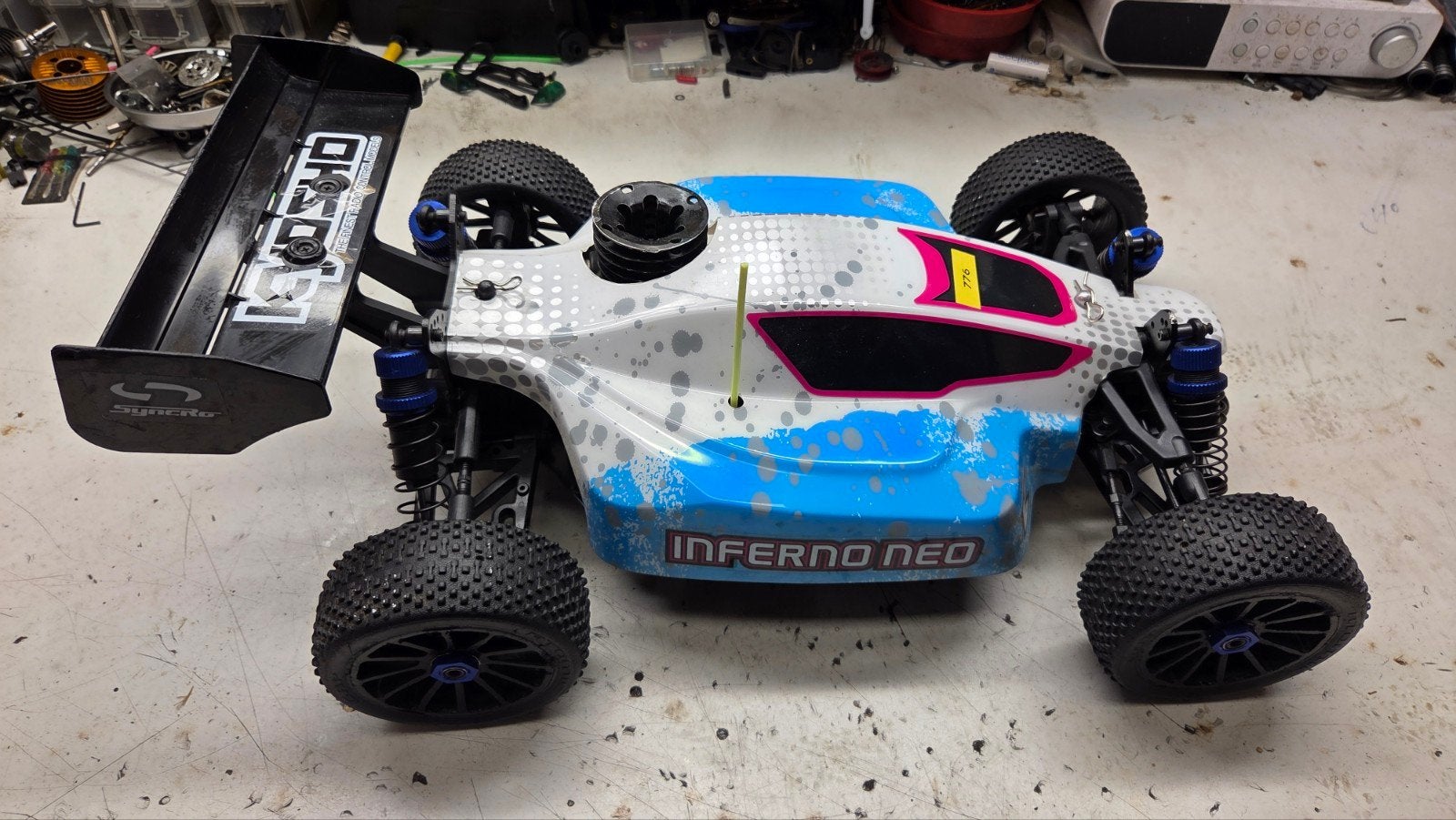 Te koop mooie kyocho inferno, Hobby en Vrije tijd, Modelbouw | Radiografisch | Auto's, Gebruikt, Ophalen of Verzenden, Auto onroad