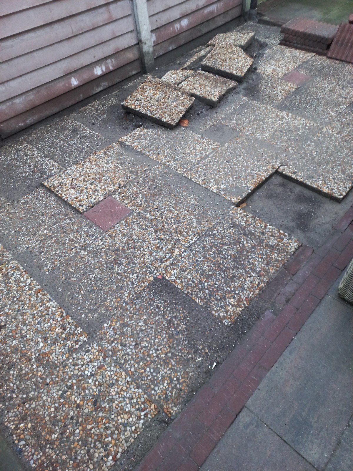 Grindtegels. 15 stuks en wat nog halve, Ophalen, Gebruikt, Beton, Terrastegels
