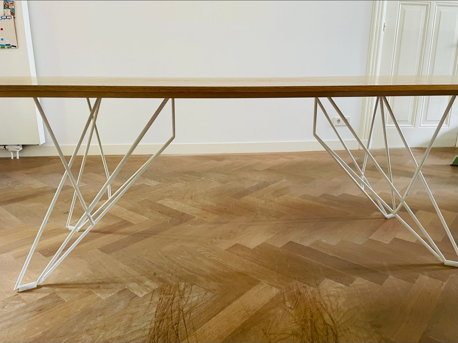 Ruijch eettafel ‘Arcos’ met unieke metalen poten, Ophalen, Gebruikt, 50 tot 100 cm, Vijf personen of meer