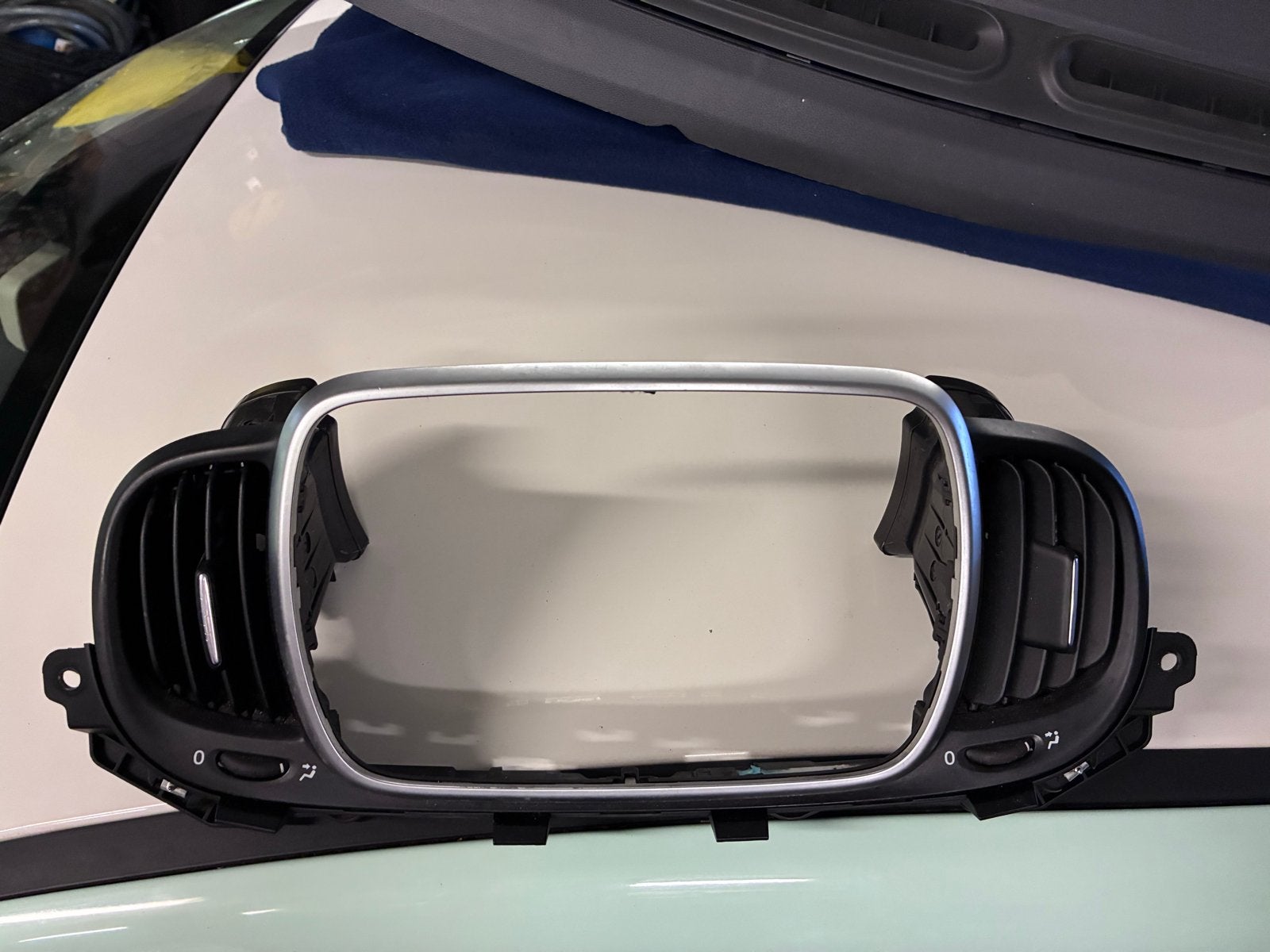 Fiat 500 Facelift Radio Frame met Ventilatie Roosters, Auto-onderdelen, Ophalen of Verzenden, Gebruikt, Fiat