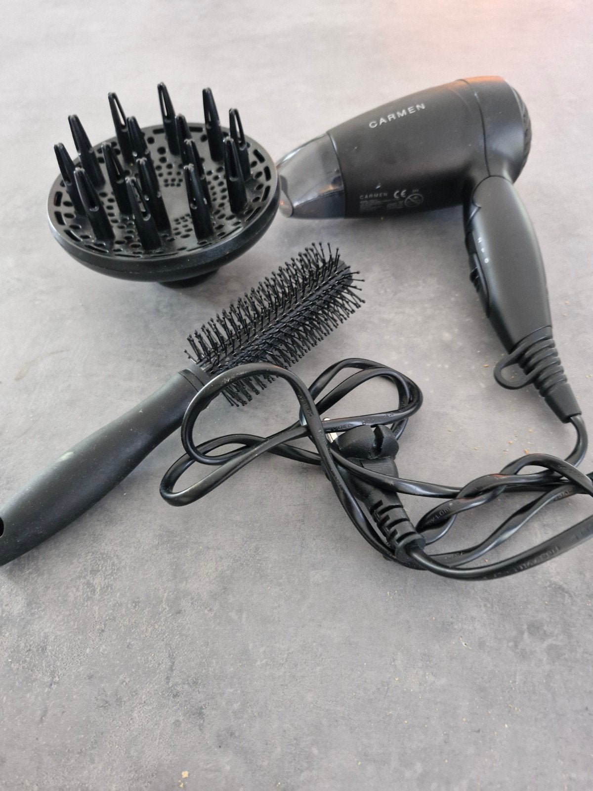 Carmen Föhn met diffuser en borstel - 1200W, Ophalen of Verzenden, Gebruikt, Haarverzorging