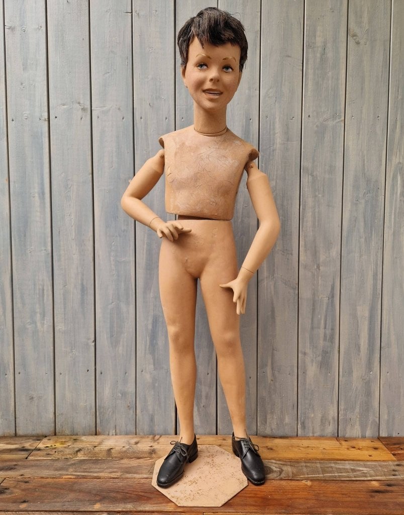 vintage etalagepop jongen 128 cm Pierre Imans Paris, Ophalen