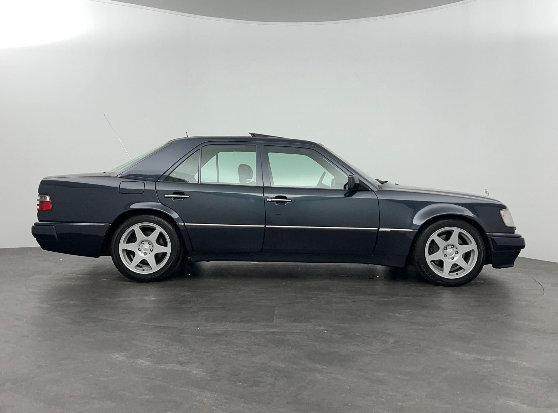 Mercedes E-Klasse 5.0 E500 SEDAN *Limited Edition*origineel, foto 9