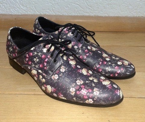 Lureaux veterschoenen maat 39 UNISEX leer bloemenprint ZGAN, Kleding | Heren, Overige kleuren, Verzenden, Zo goed als nieuw, Veterschoenen