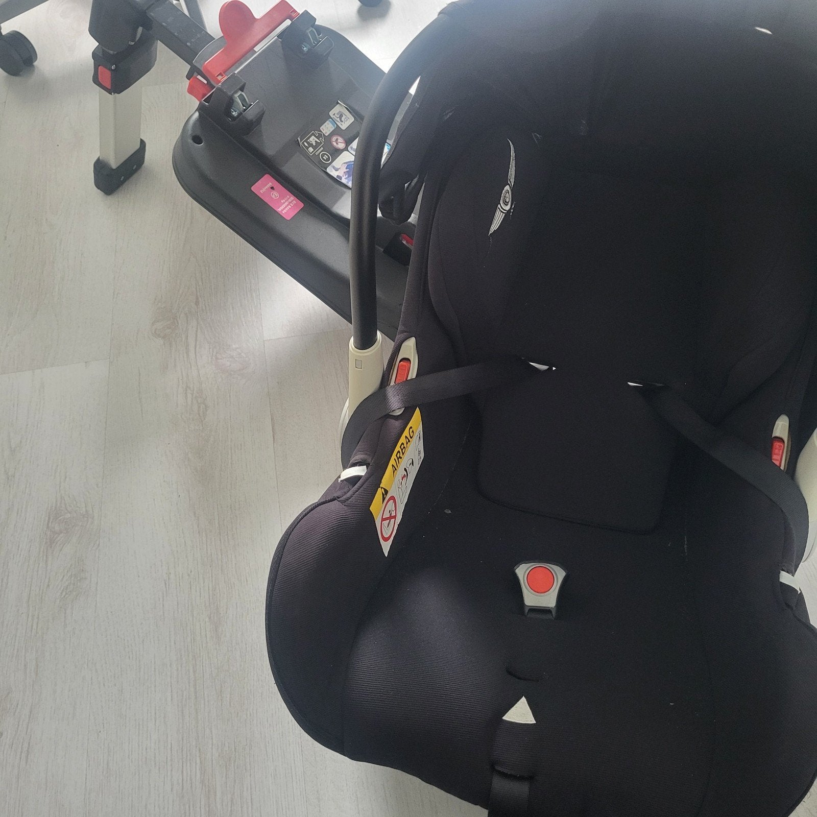 Isofix base voor autostoel   met zitje slee, Gebruikt, Isofix, 0 t/m 13 kg, Ophalen