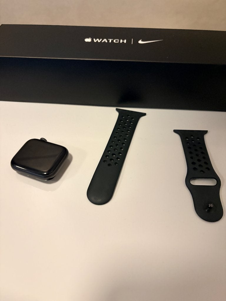 Apple Watch Series 5 Nike (44mm), Gebruikt, Apple Watch ⌚️, Zwart, IOS