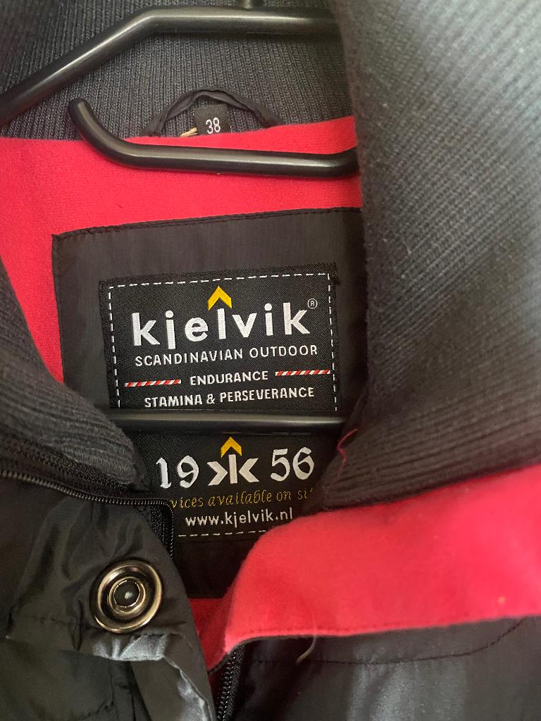 Nieuwe tussen jas van Kjelvik 38, Maat 38/40 (M), Zwart, Nieuw, Ophalen of Verzenden