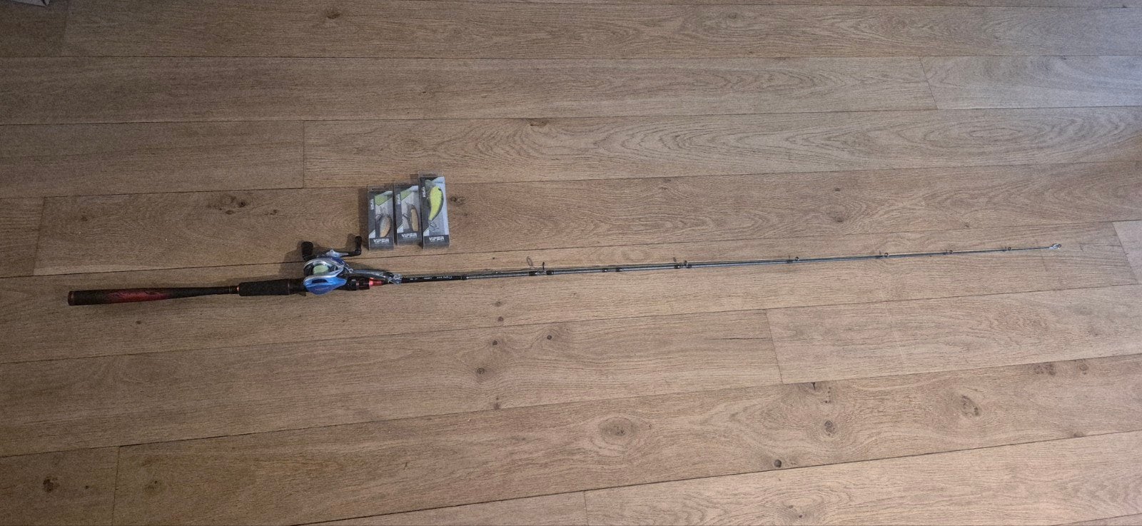 Osny L600 MC 180 Werphengel met reel en Kunstaas, Ophalen of Verzenden, Nieuw, Complete hengel