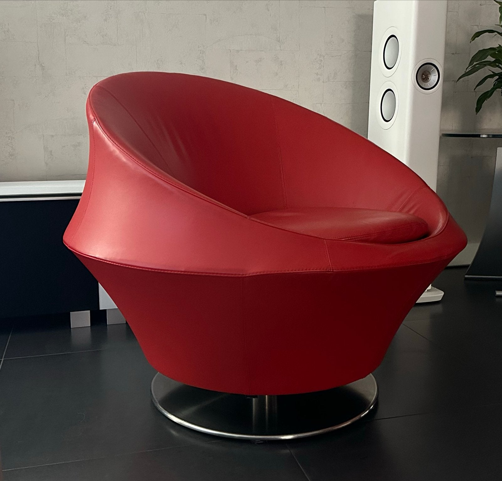 Leolux Ophelia Draaifauteuil, Ophalen, Zo goed als nieuw, Leer, 75 tot 100 cm