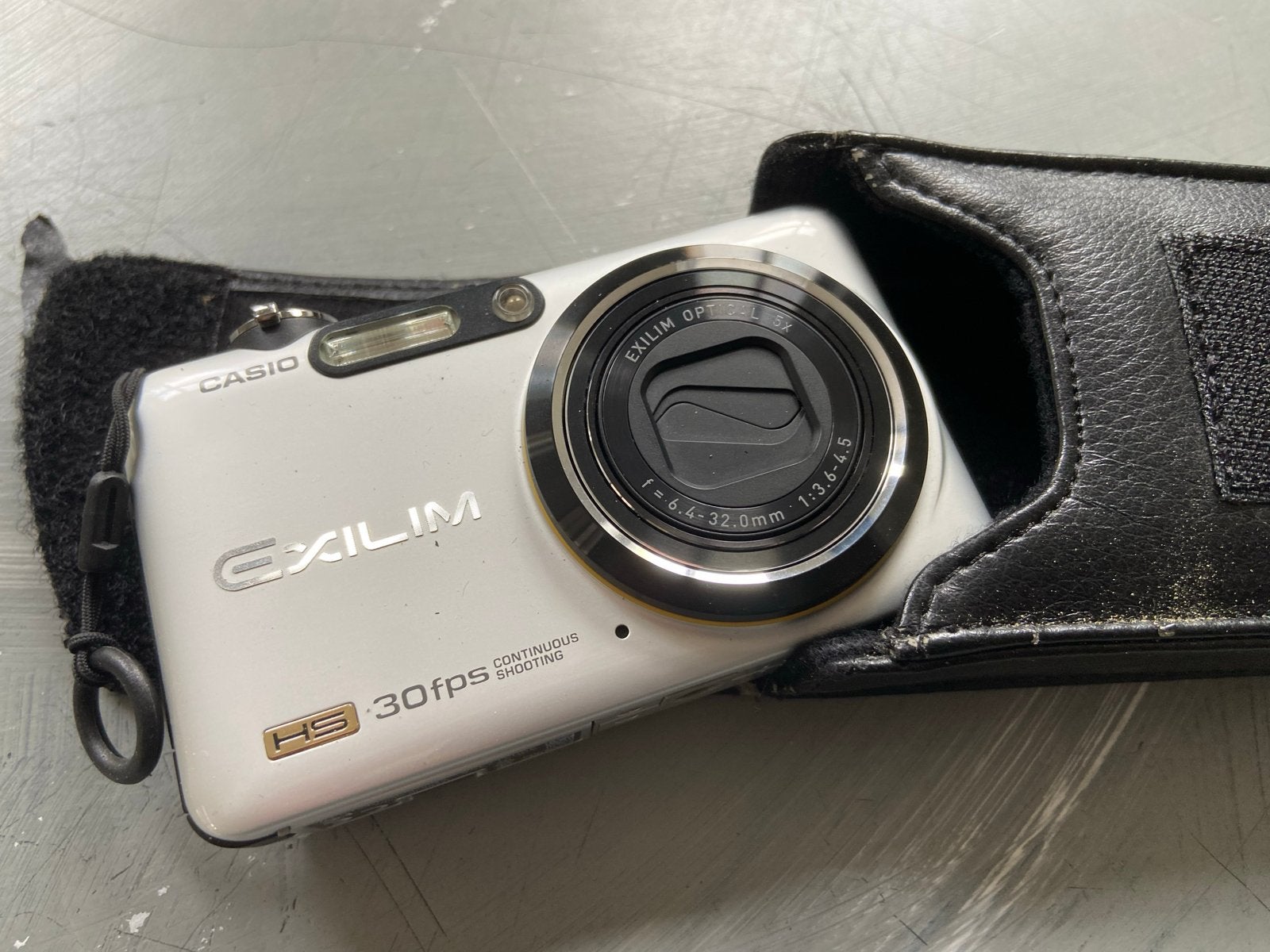 Casio Exilim HS EX FC100 Compactcamera - Zonder lader, Casio, Gebruikt, Beeldstabilisatie, Ophalen of Verzenden