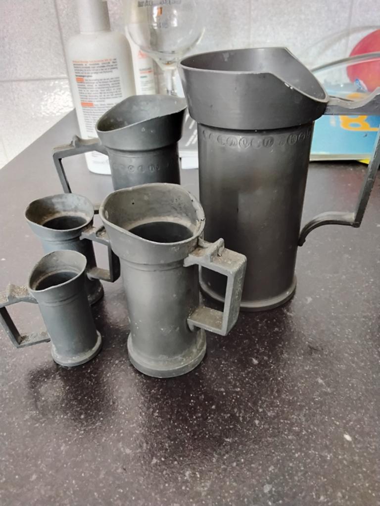 Antieke tinnen maatbekers set - 5 stuks, Antiek en Kunst, Antiek | Tin, Ophalen of Verzenden