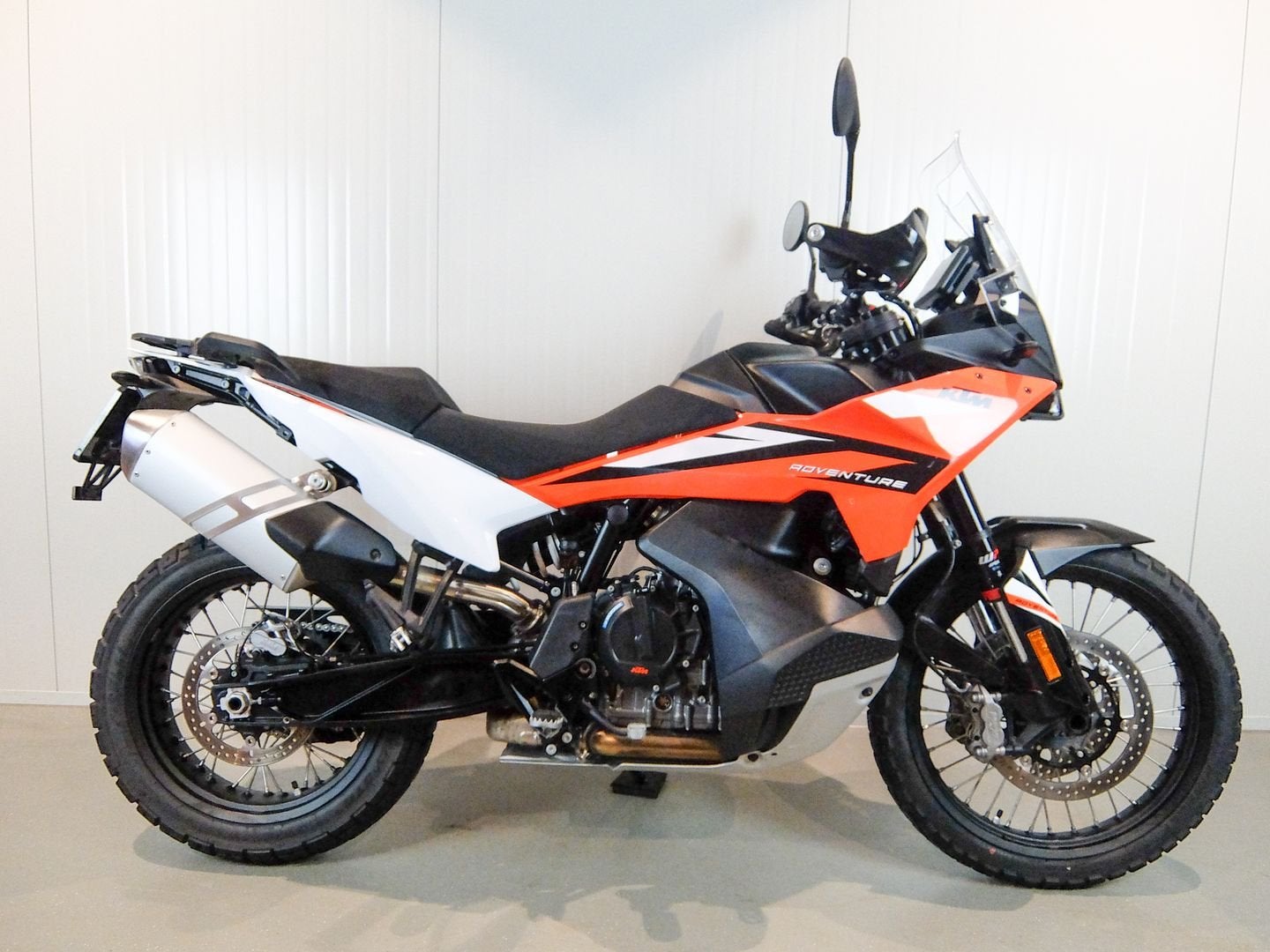 KTM 890 ADVENTURE (bj 2024), Motoren, Motoren | KTM, 2 cilinders, Motorrijbewijs A, Bedrijf, Onbekend