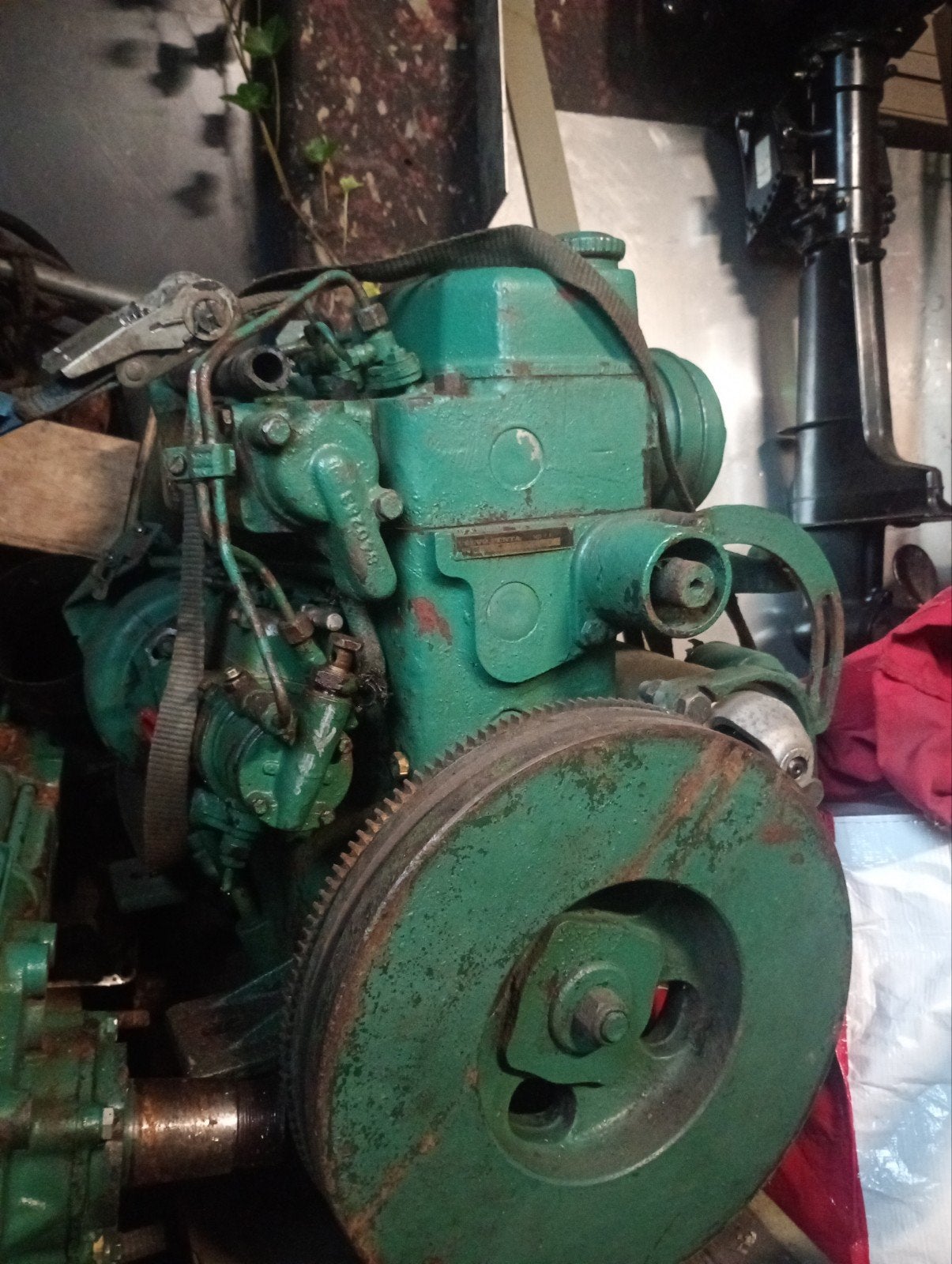 Volvo Penta 2 verschillende types kijk foto, Ophalen of Verzenden, Elektromotor