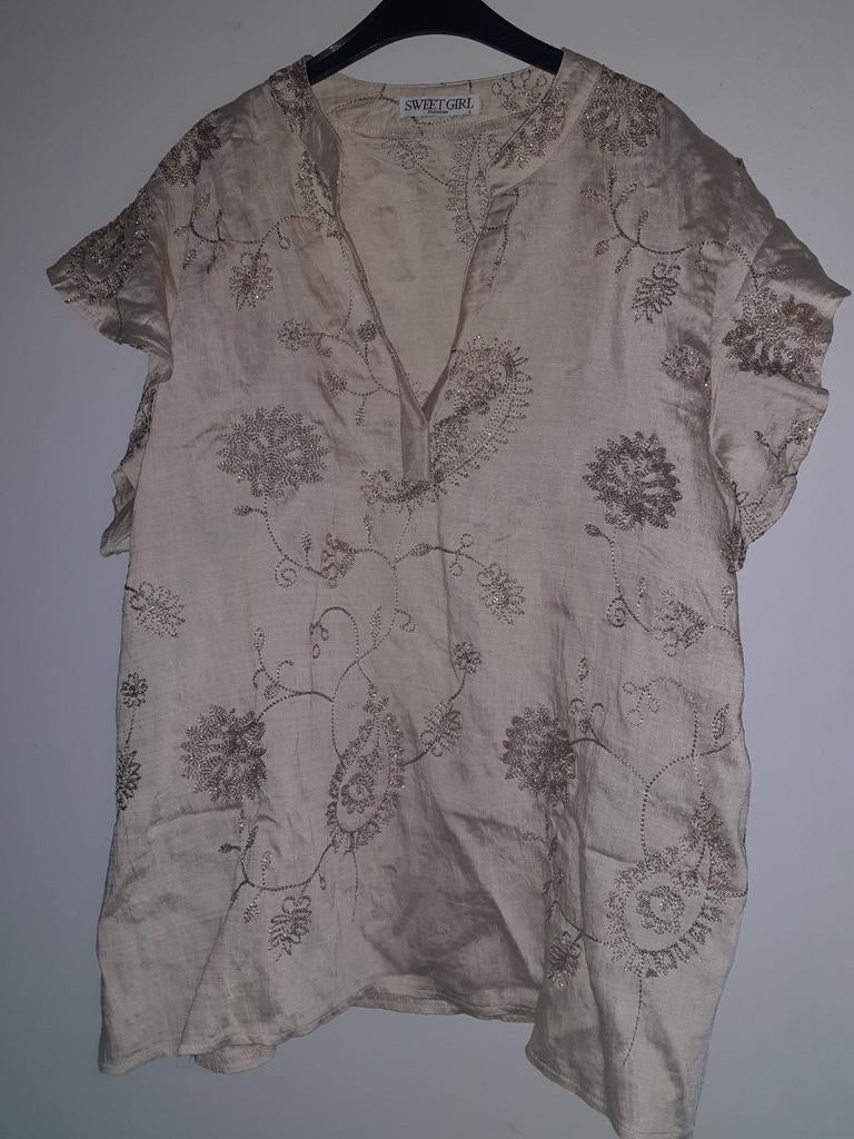 Leuke goudkleurige blouse met borduursels, Kleding | Dames, Overige kleuren, Sweet Girl, Maat 42/44 (L), Ophalen of Verzenden