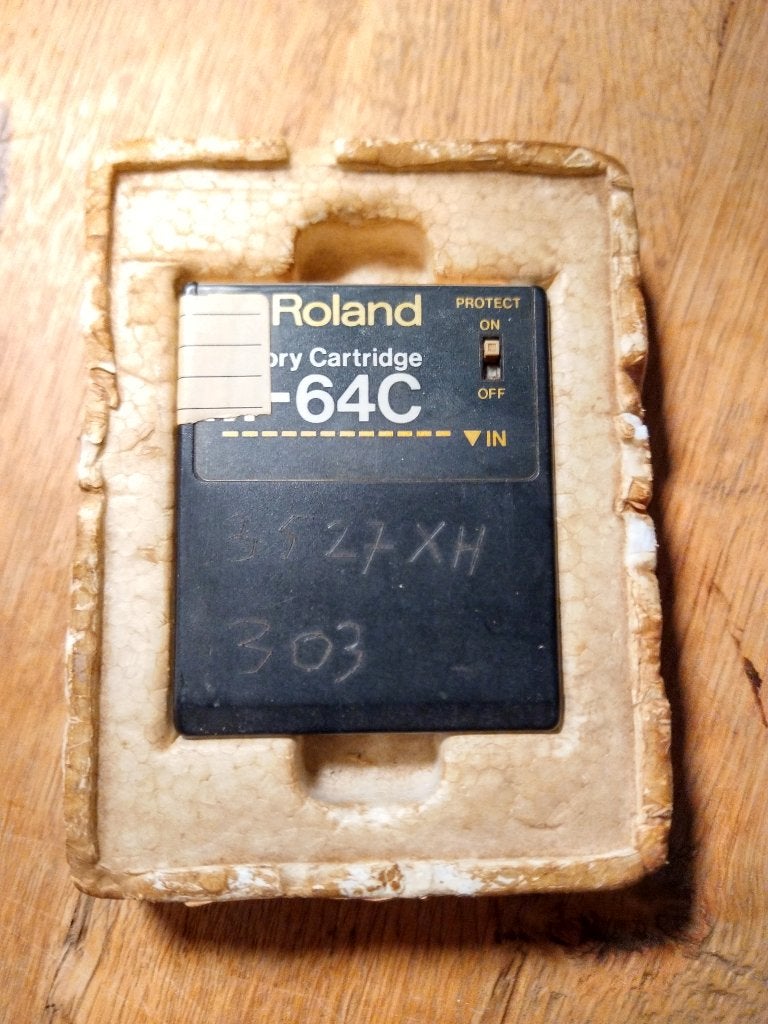 M-64C Roland cartridge, Muziek en Instrumenten, Instrumenten | Onderdelen, Gebruikt, Keyboard of Synthesizer, Ophalen of Verzenden