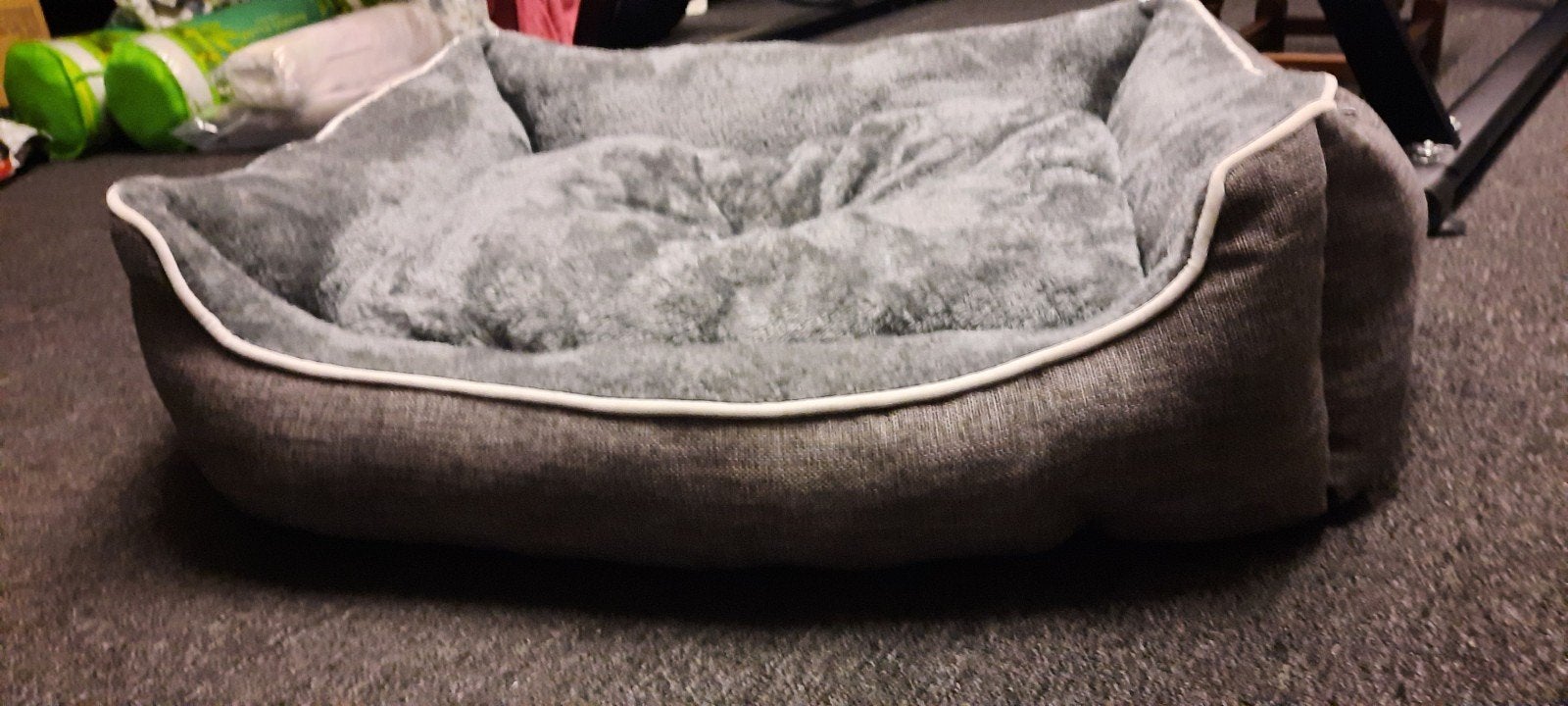 Splinternieuwe fluffy hondenmand te koop, Ophalen, Nieuw
